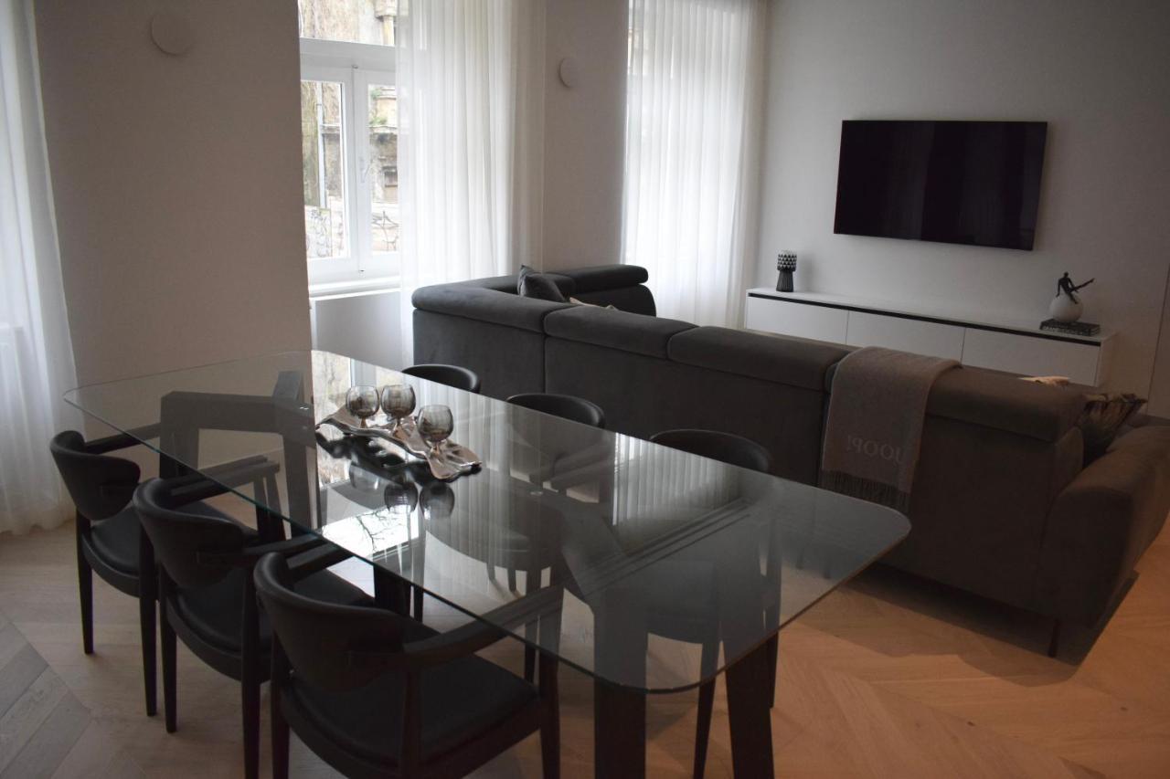 City Centre Luxury Apartment Ζάγκρεμπ Εξωτερικό φωτογραφία